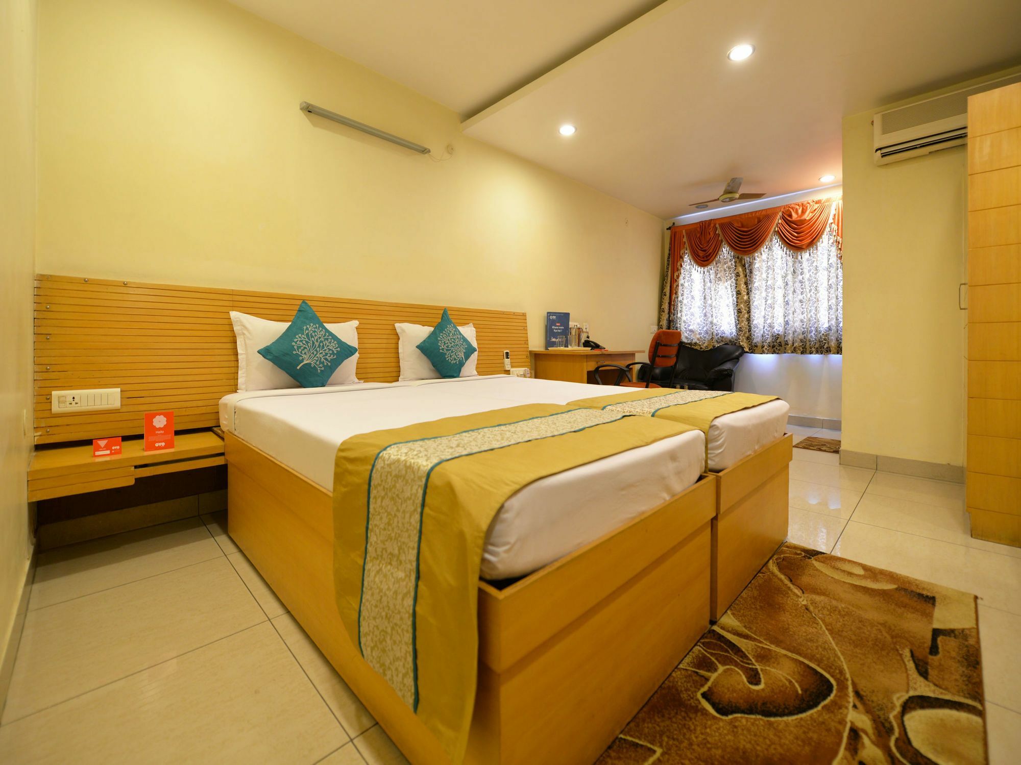 Siliconville 3*