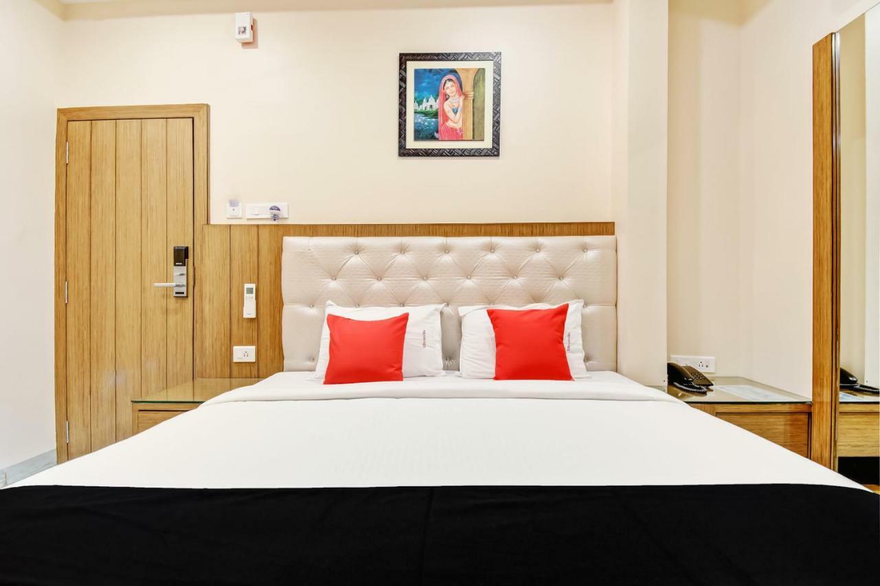 Siliconville Hotel 3*